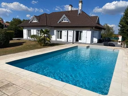 maison 8 pièces avec studio indépendant