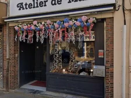 local pour commerce  bureau ou profession libérale