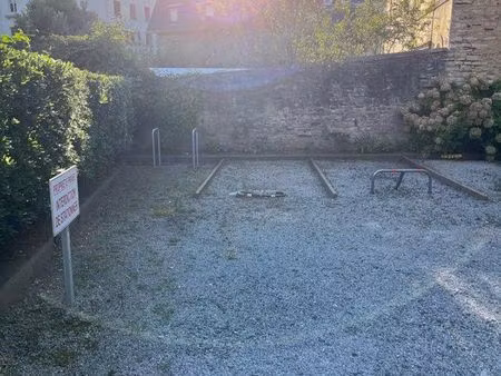 vends place de parking aérienne quartier saint charles
