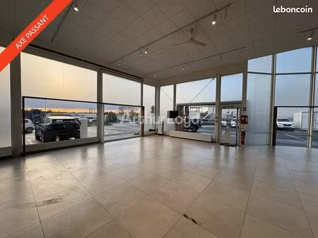 local commercial 313 m²
