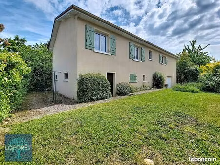 maison 8 pièces 178 m²