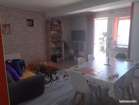maison 60m2 plus dependances
