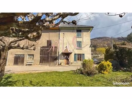 maison 6 pièces 125 m²
