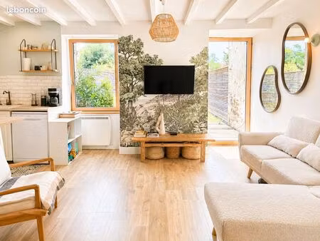 maison en pierre rénovée – le pallet – 68 m² – jardin & garage