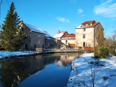 moulin en habitat coopératif (divers lots)