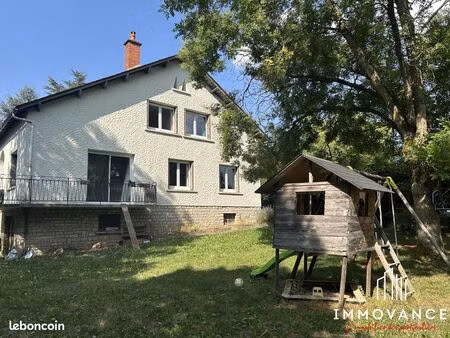 maison 7 pièces 195 m²