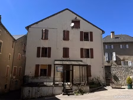 maison de village 6 pièces 143 m²
