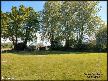 terrain 1 234 m² sendets