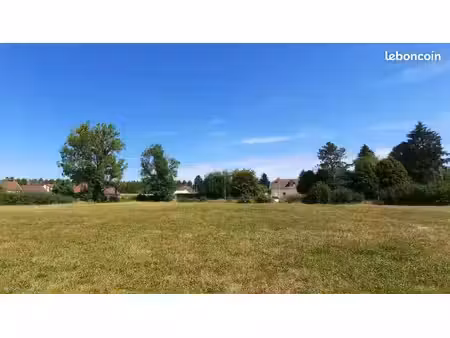 terrain à bâtir viabilisé enbordure et libre constructeur