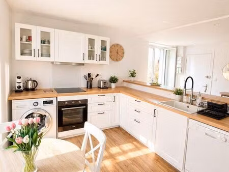 rare t3 duplex 70m² rénové + grande cave – triple exposition – la mûre