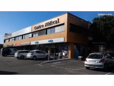 local professionnel bureau centre médical