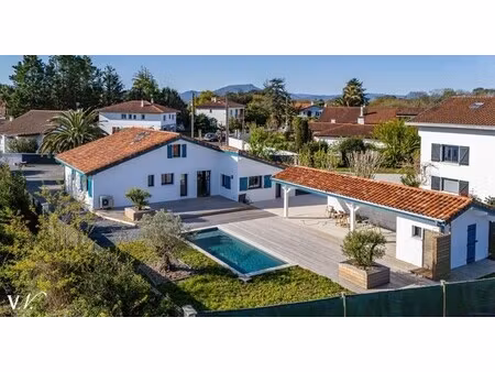 maison de luxe à vendre à arcangues