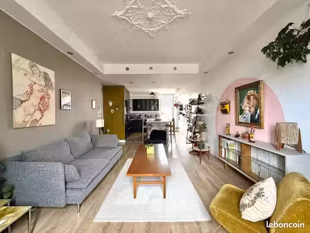 maison 8 pièces 165 m²
