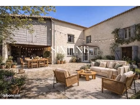maison 8 pièces 150 m²