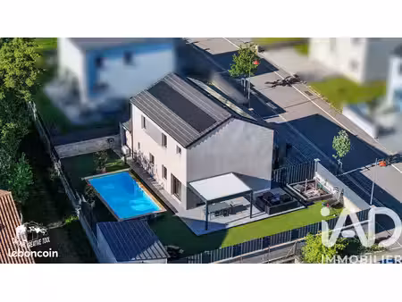 maison 6 pièces 135 m²