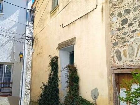 ? maison de village 3 niveaux – sournia (pyrénées-orientales)