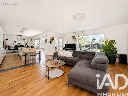maison 6 pièces 291 m²