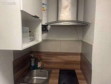 vendre studio meublé