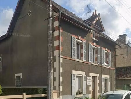 appartement dans maison+jardinet