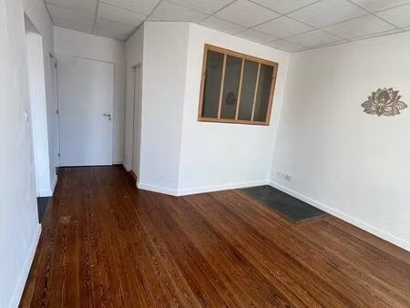 appartement individuel refait à neuf