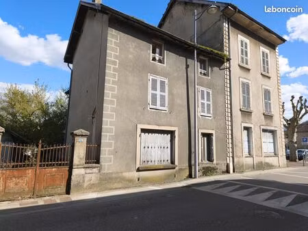 immeuble 240 m² renage