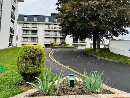 studio 1 pièce 29 m²