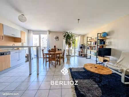 appartement 3 pièces 72 m²