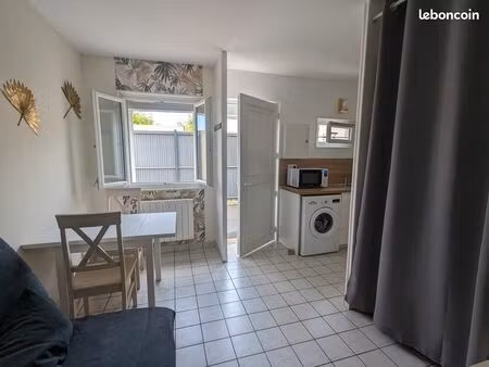studio meublé avec parking