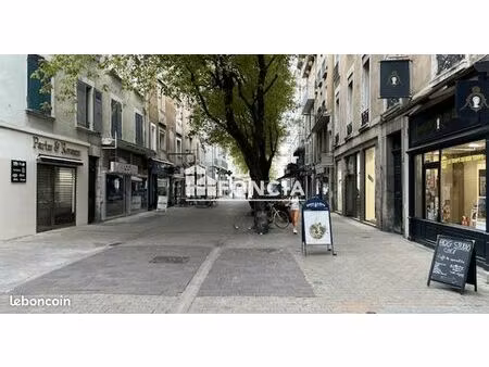 hyper centre rue piétonne