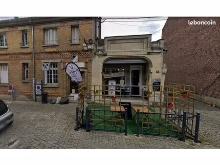 local professionnel disponible immédiatement  sans droit d'entrée ni rachat de fonds de co