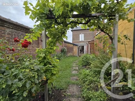 maison 5 pièces 94 m²
