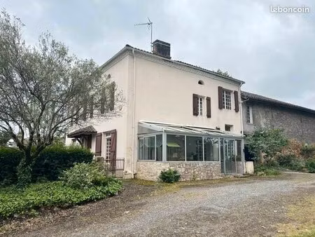 ferme 8 pièces 226 m²