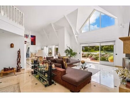 maison de luxe à vendre dans le quartier les coteaux de seine