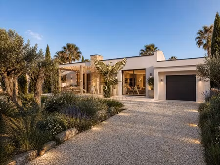 maison de luxe à vendre à sanary-sur-mer