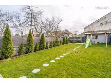 maison 6 pièces 103 m²