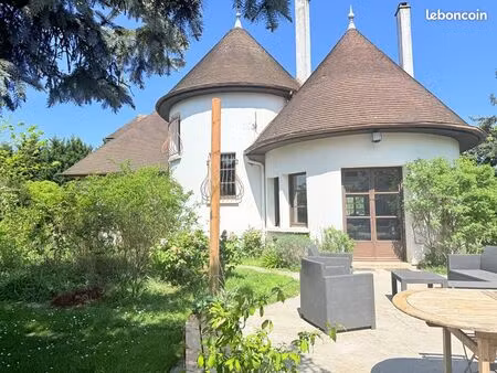 maison 6 pièces 188 m²