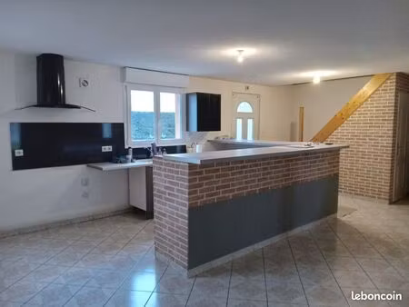 ? maison mitoyenne f5 en duplex de 135m² avec terrasse et garage