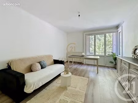 appartement 2 pièces 51 m²