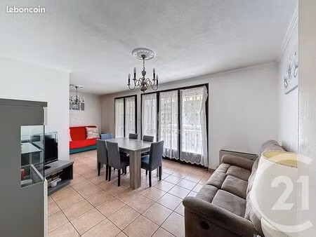 appartement 3 pièces 63 m²