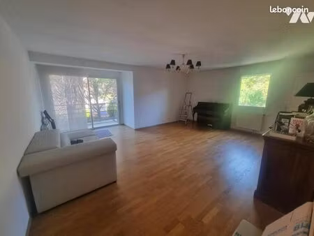 appartement 4 pièces 97 m²