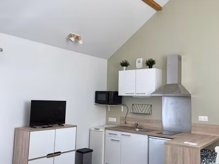 charmant studio à louer taissy