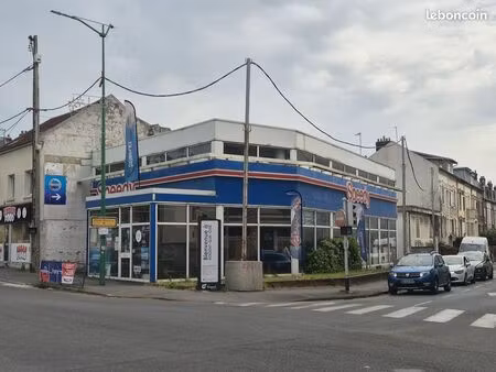 garage automobile  garage 400 m² nogent sur oise