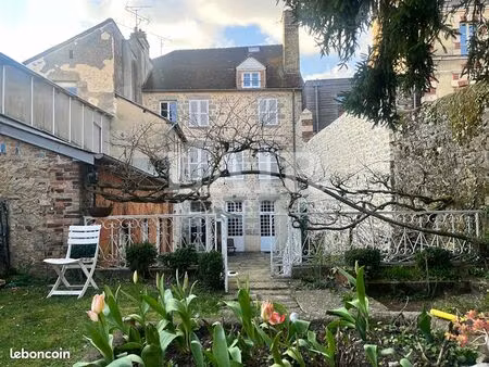 maison centre-ville à alençon avec terrasse  jardin et garage