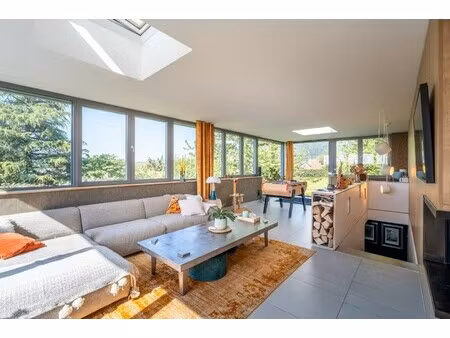 maison contemporaine à vendre dans le quartier glaisins