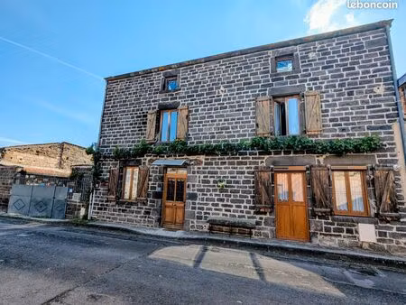 maison de village