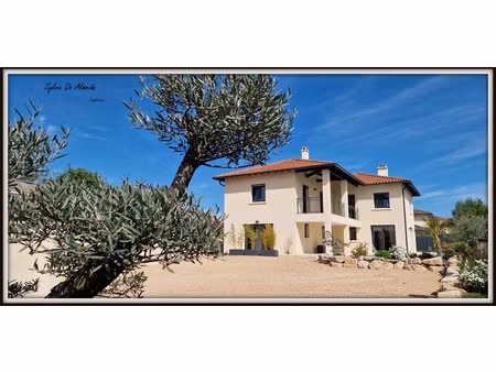 propriété à vendre à feillens