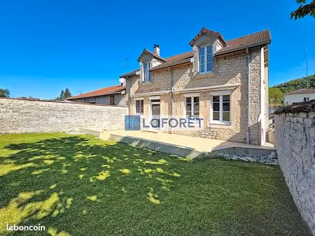 maison 7 pièces 201 m²