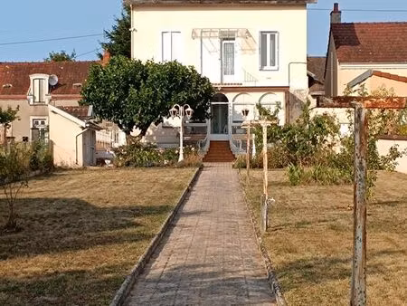 maison à montceau-les-mines