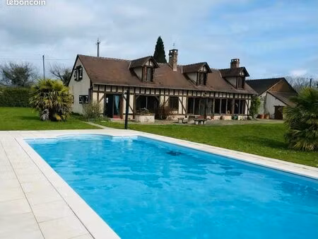 maison 164m2 avec piscine sur 4ha