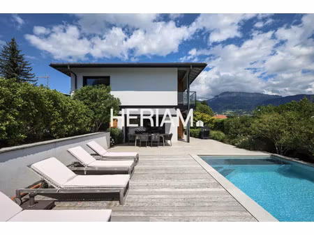 maison de luxe à vendre à argonay